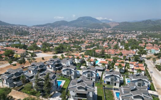 LUXURIOUS DETACHED VILLAS WITH STUNNING VIEWS – PERFECT FOR LIVING & INVESTMENT!