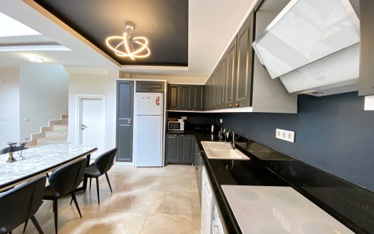 MODERN 4+1 VILLA IN A PRIME LOCATION WITH OLYMPIC POOL